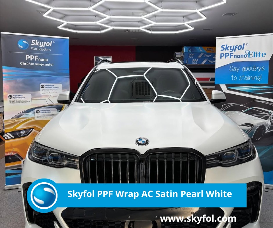 ????Skyfol PPF Wrap – AC Satin Pearl White Satin Pearl White PPF Wrap is the perfect solution for shops that demand both style and performance. This air-channeled, dry-installation film simplifies application, reduces install time, and eliminates the need for messy wet methods—so your team works faster and more efficiently.????Stand out with a premium satin pearl white finish that not only enhances vehicle aesthetics but also delivers long-lasting protection against scratches, stone chips,far beyond what traditional PVC wraps can offer.✅Pair it with Skyfol De-Tack Gel for optimal slip, positioning, and clean finishes—ideal for professional-grade results.????Partner with Skyfol today and bring your clients the innovation they deserve.????Visit our webpage at https://www.skyfol.com/????@foliacentrum
